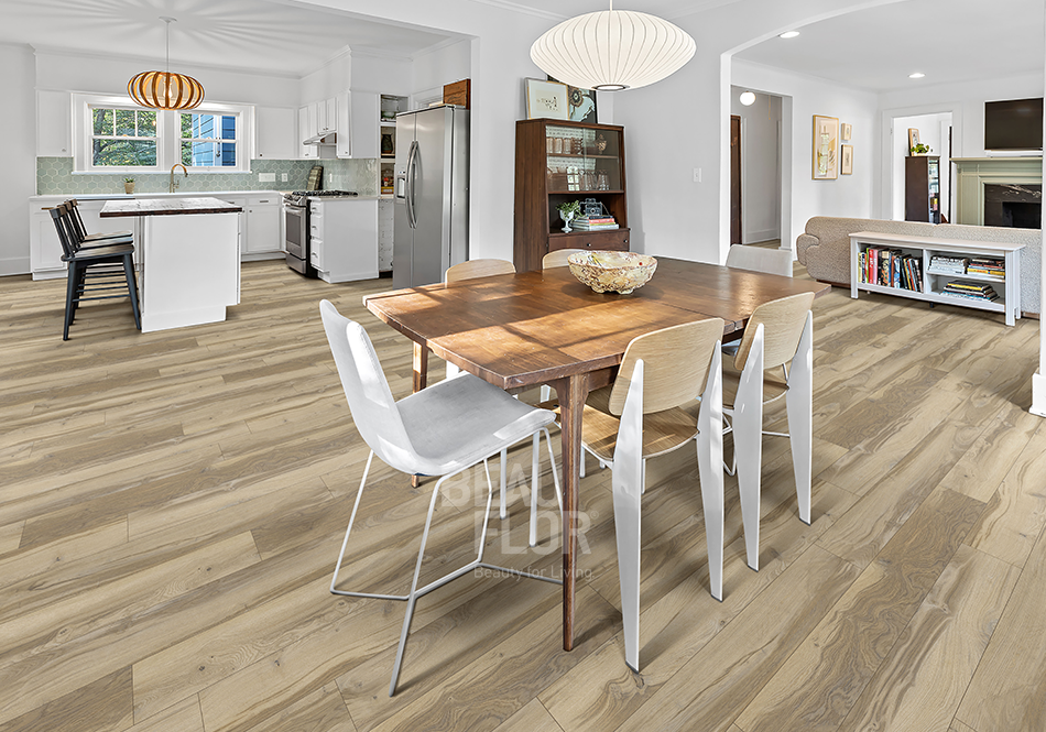 Beauflor, Innovious Curio, Marigold Oak in kitchen and dining space