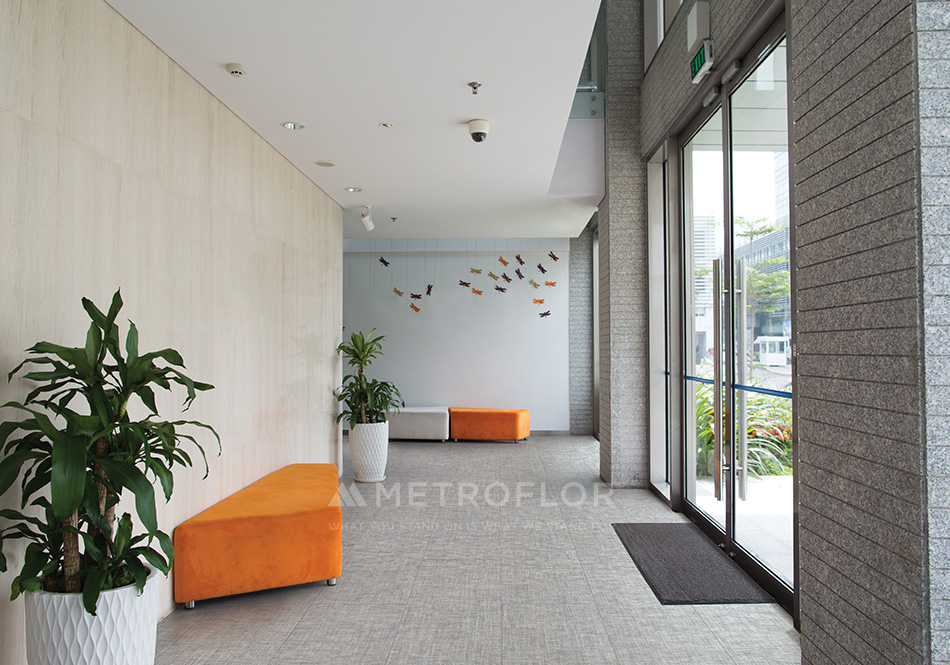 Metroflor, Deja New, Belgium Weave Cool Grey Entryway