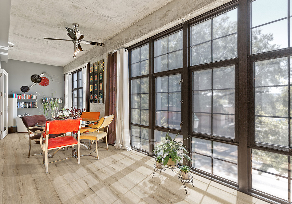 Beauflor, Oterra, Riviera Oak in Dining Room